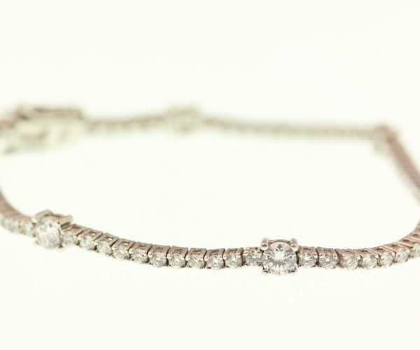 Dot & Line Tennis Bracelet