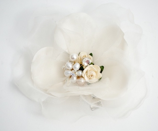 Ivory Flower Clip