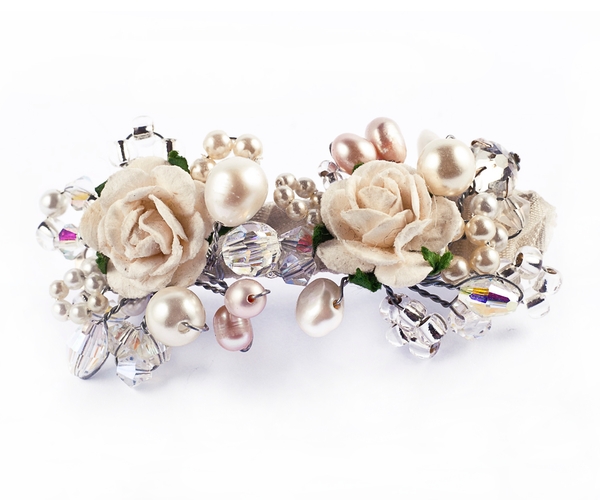 Ivory Rose Clip