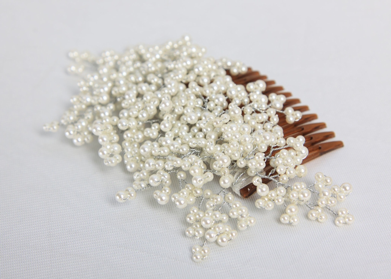 Lepley Pearl Bridal Comb