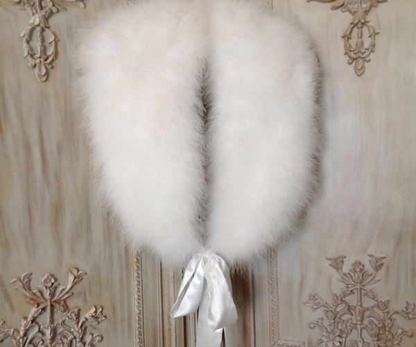 Streisand Marabou Feather Stole